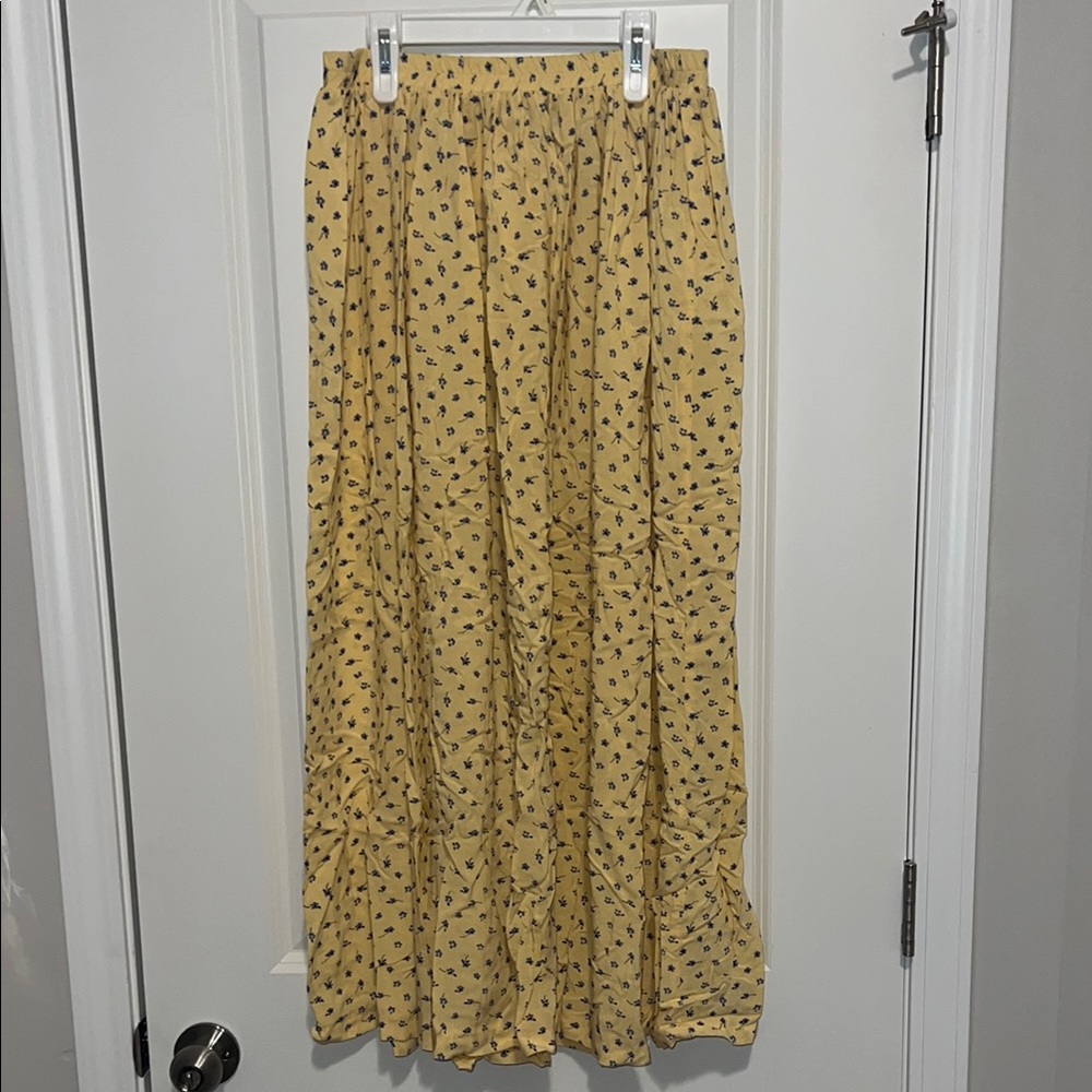Butter Yellow A-Line Maxi Skirt with Pleats